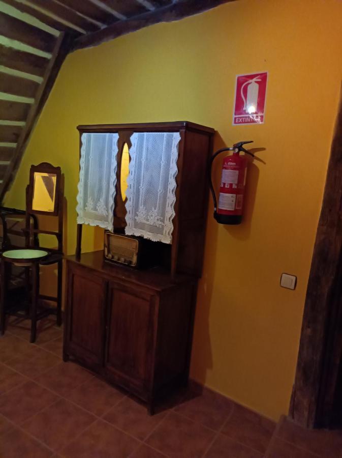Curiel de Duero Casa Rural Marina מראה חיצוני תמונה
