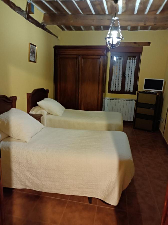 Curiel de Duero Casa Rural Marina מראה חיצוני תמונה